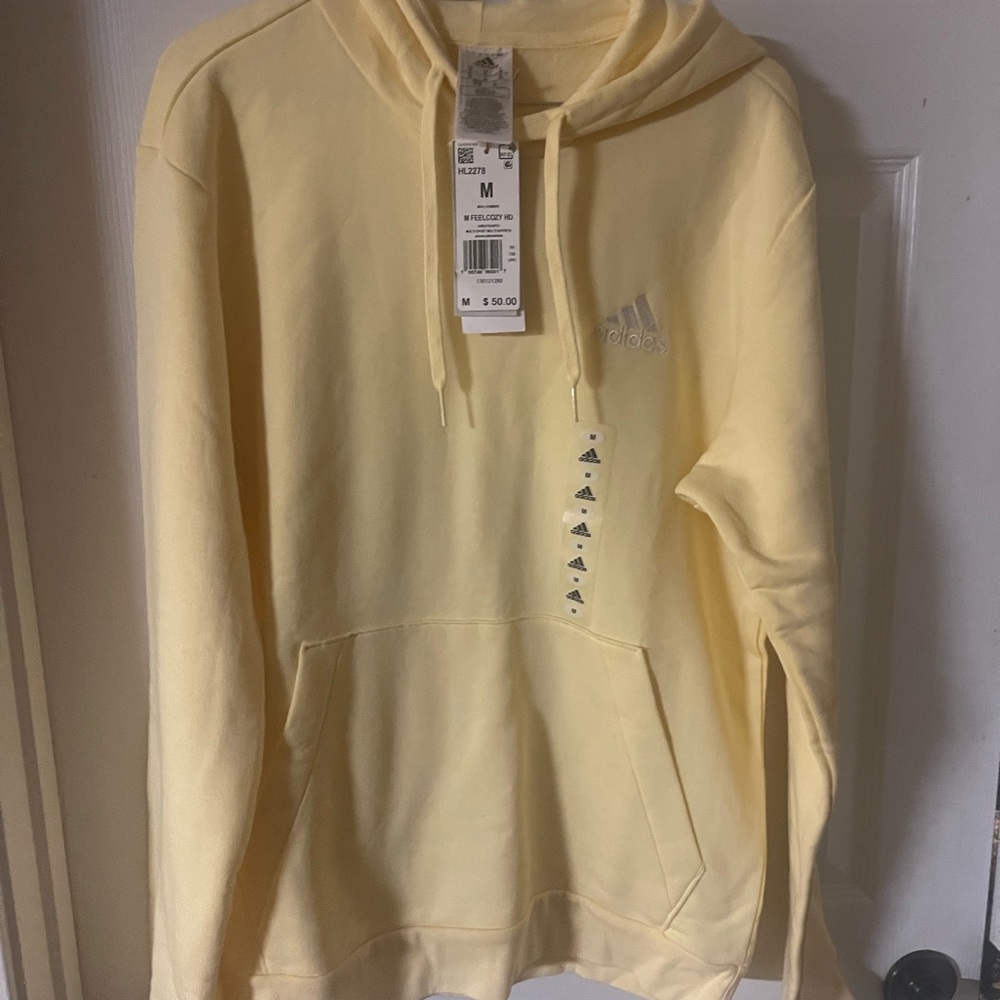 Adadias light yellow hoodie